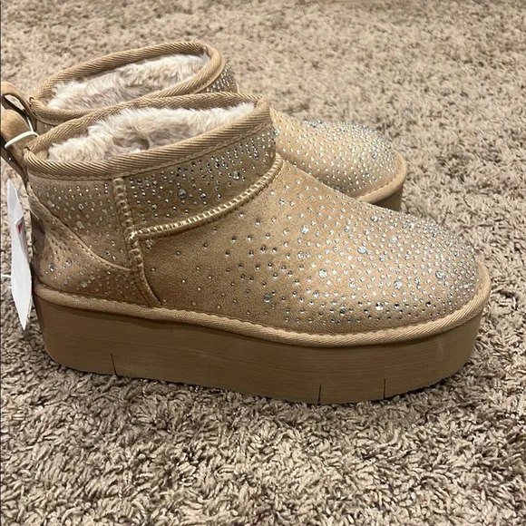 Women's Tan Platform Ankle Boots - Picture 4 of 5